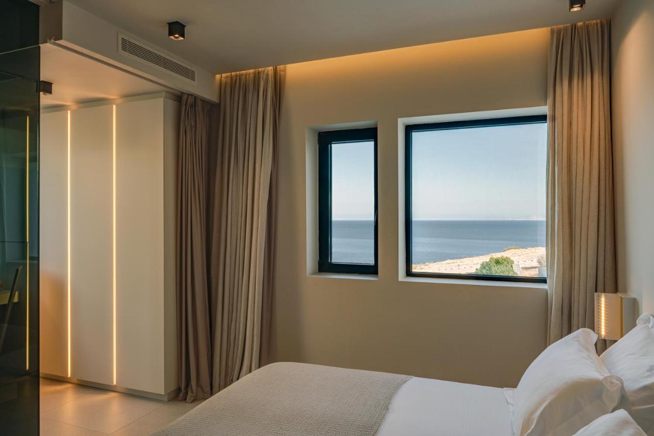 Otel Milos Cove 5*